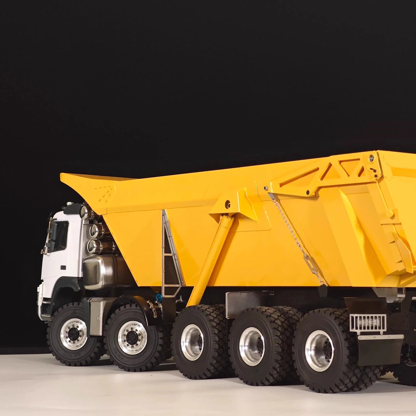 JDM 219 RC Truck 1/14 10x10 Hydraulic RC Dump Truck Metal Model with 3-speed Transmission Light Sound Remote Control Car Boy Toy