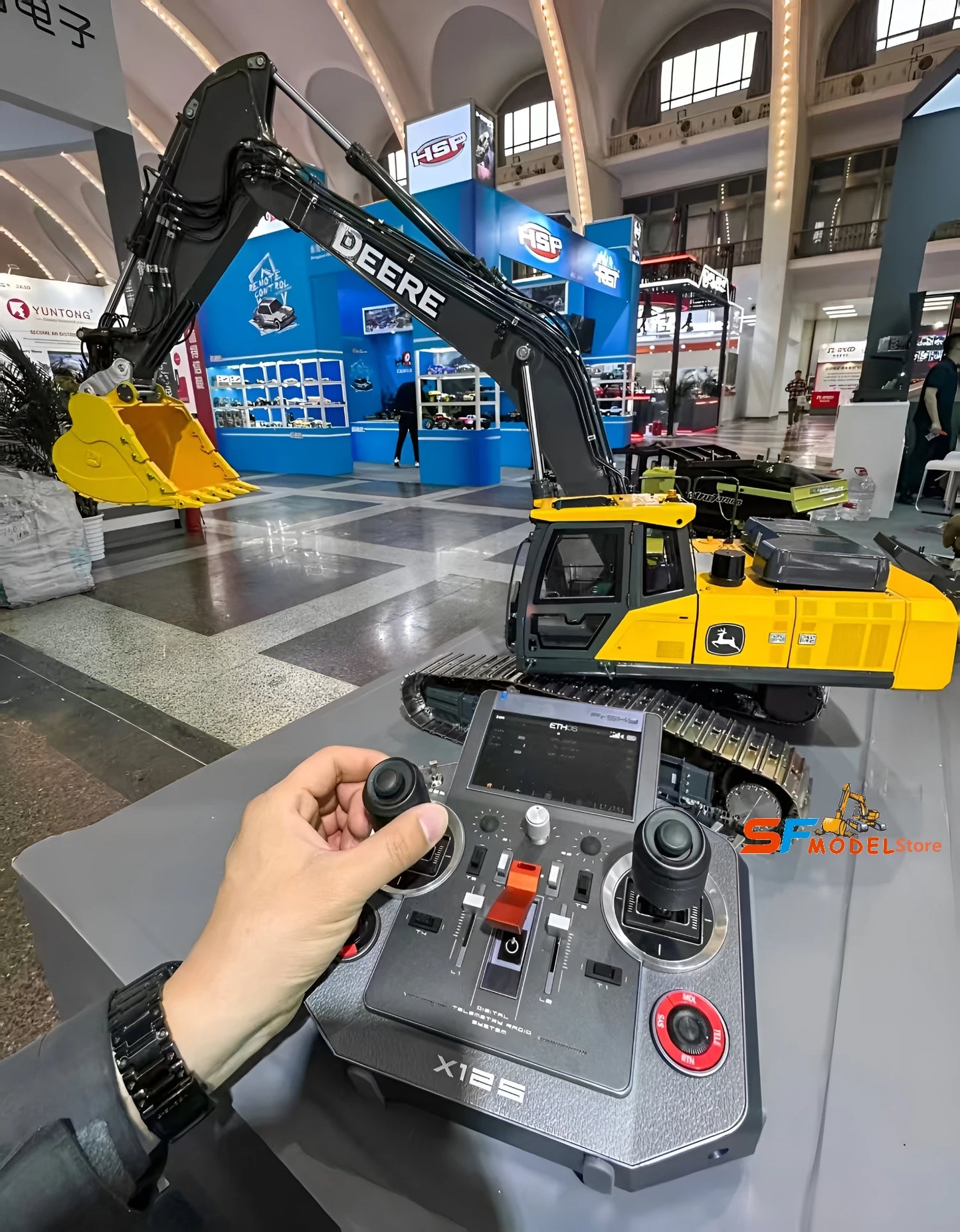 New E400 RC Excavator 1/14 Hydraulic RC Excavator Metal Model Heavy Engineering Machinery RTR Remote Control Car Boy Toy