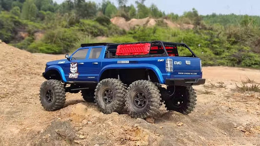 Modell AT6 1/10 Professional 6x6 RC Crawler Pickup - 6WD Offroad-Truck mit 2-Gang-Getriebe, Differenzialsperre und Portalachsen (RTR/KIT)