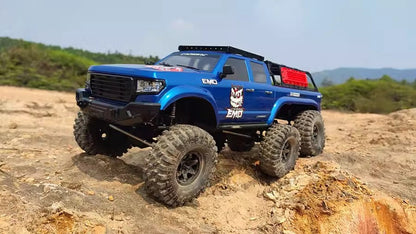 Modell AT6 1/10 Professional 6x6 RC Crawler Pickup - 6WD Offroad-Truck mit 2-Gang-Getriebe, Differenzialsperre und Portalachsen (RTR/KIT) 
