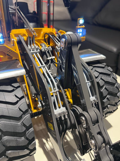 LESU 1/14 RC Wheeled Hydraulic Loader L220 (A0013) Metal Construction Vehicle KIT / RTR with FlySky PL18EV Lite Radio