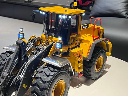 LESU 1/14 RC Wheeled Hydraulic Loader L220 (A0013) Metal Construction Vehicle KIT / RTR with FlySky PL18EV Lite Radio
