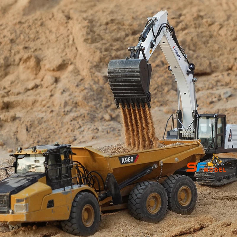 RC excavator