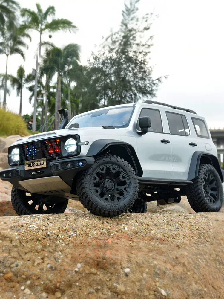 1/8 Thor KM Tank 300 RC Crawler - 4WD Straight Axle Competition Edition Off-Road Truck RTR