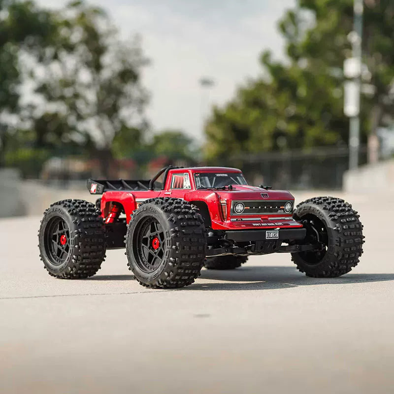 ARRMA 1/10 OUTCAST 4S BLX V2.5 4WD Brushless Stunt Truck RTR
