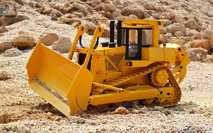 Kostenloser Versand! Bulldozer 1/14 JDM 98 DXR2 D9T ferngesteuerter Hydraulikbulldozer mit verbessertem Sound- und Lichtsystem, Metallmodell, ferngesteuertes Auto, Spielzeug für Erwachsene 