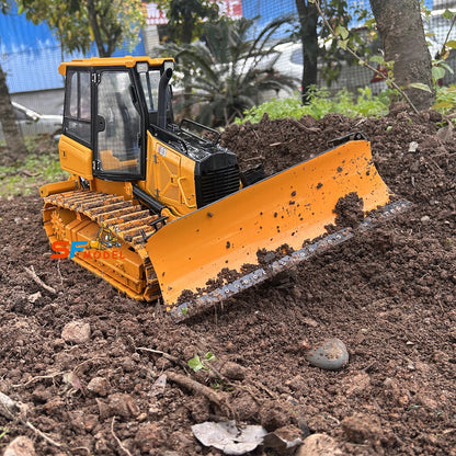 D3 Bulldozer 1/12 Scale Hydraulic RC Bulldozer Metal Heavy Construction Engineering RC Car Model Toy with Light and Sound System