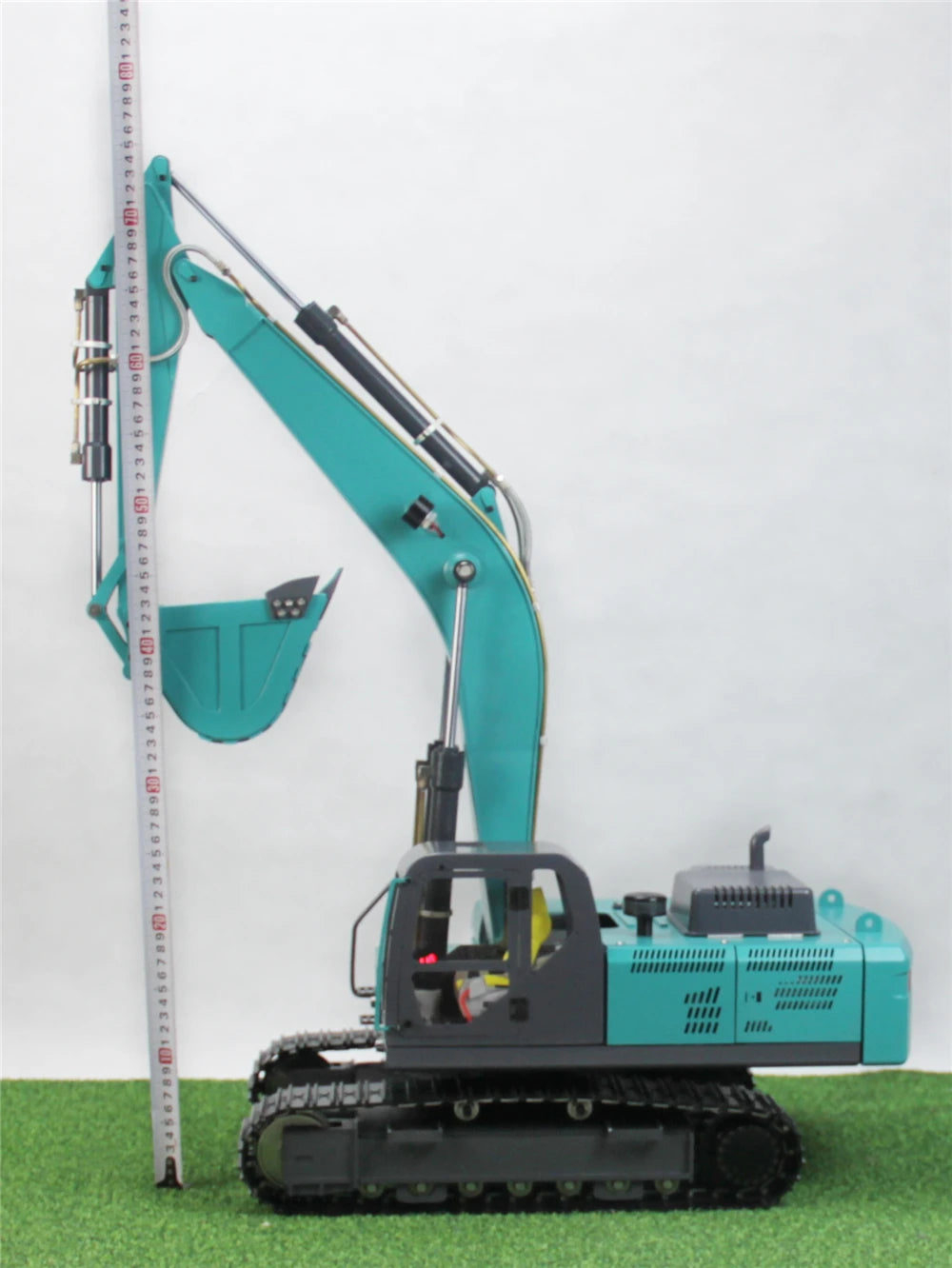 1/12 RC Excavator Metal Hydraulic Excavator Model Mechanical Engineering Adult Remote Control Car Excavator Model Toy